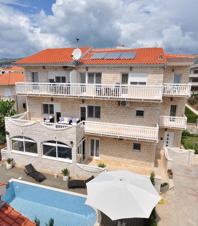 Apartment House Jerko Kastela Bagian luar foto
