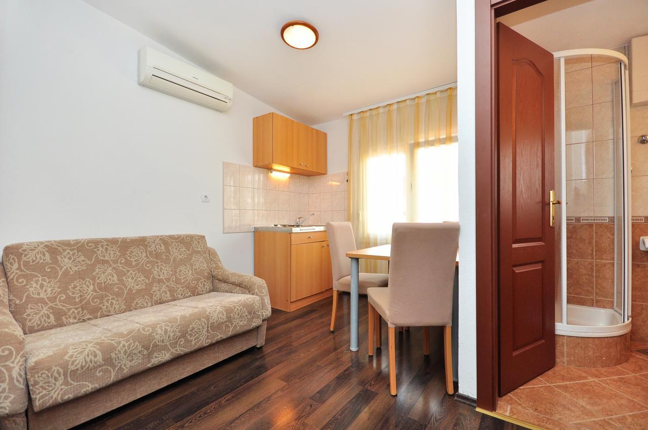 Apartment House Jerko Kastela Bagian luar foto